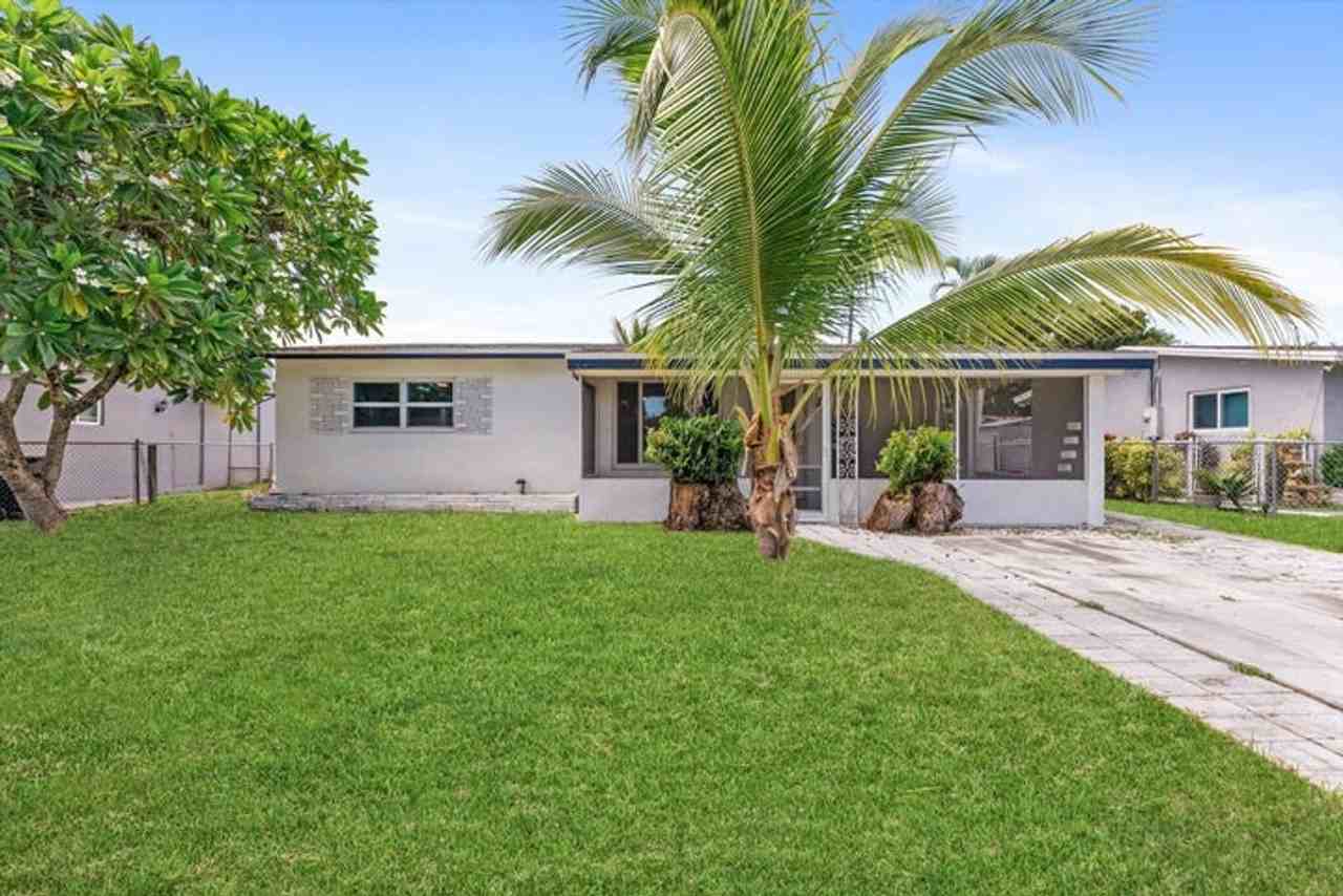4641 Sw 25th Ter - Photo 7 of 17