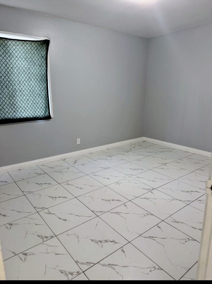 614 North Moraga Street #1 - Photo 4 of 7