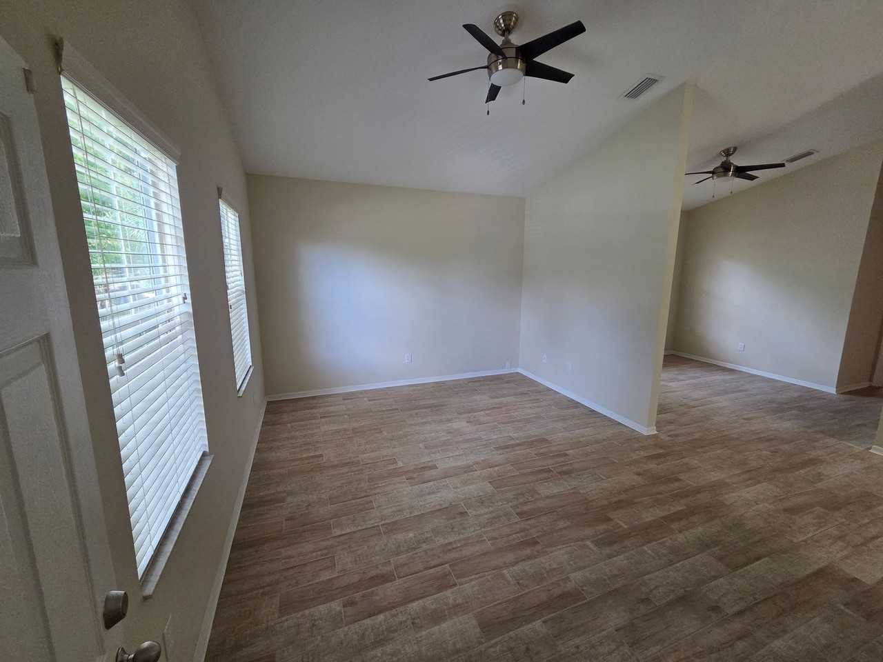 21915 Bell Lake Rd #2 - Photo 7 of 33