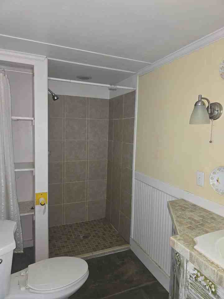 2774 E River Rd - Photo 4 of 13