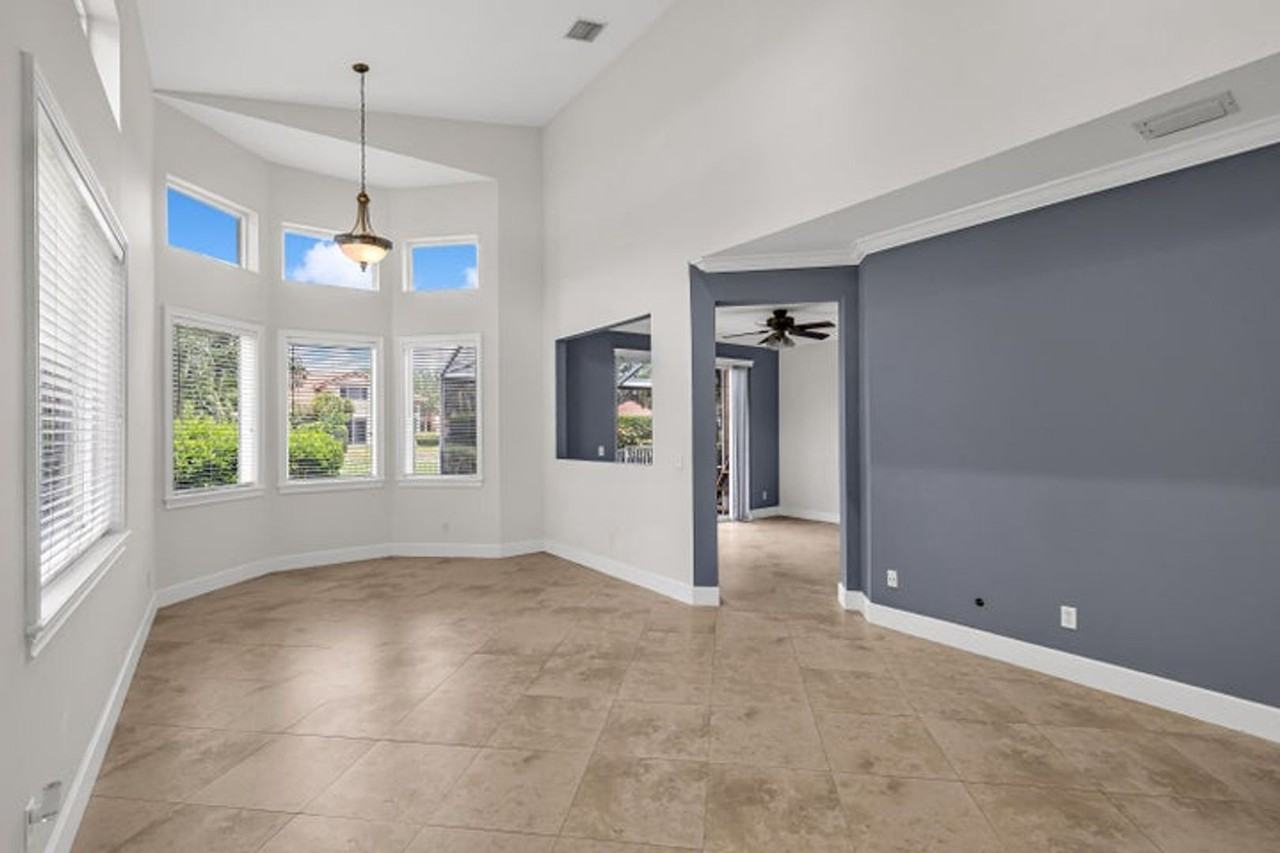12571 Nw 57th Ct - Photo 5 of 18