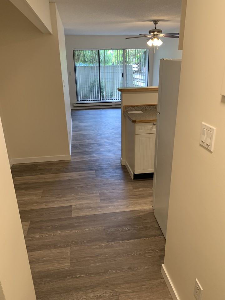 1811 Adanac Street #204 - Photo 5 of 18