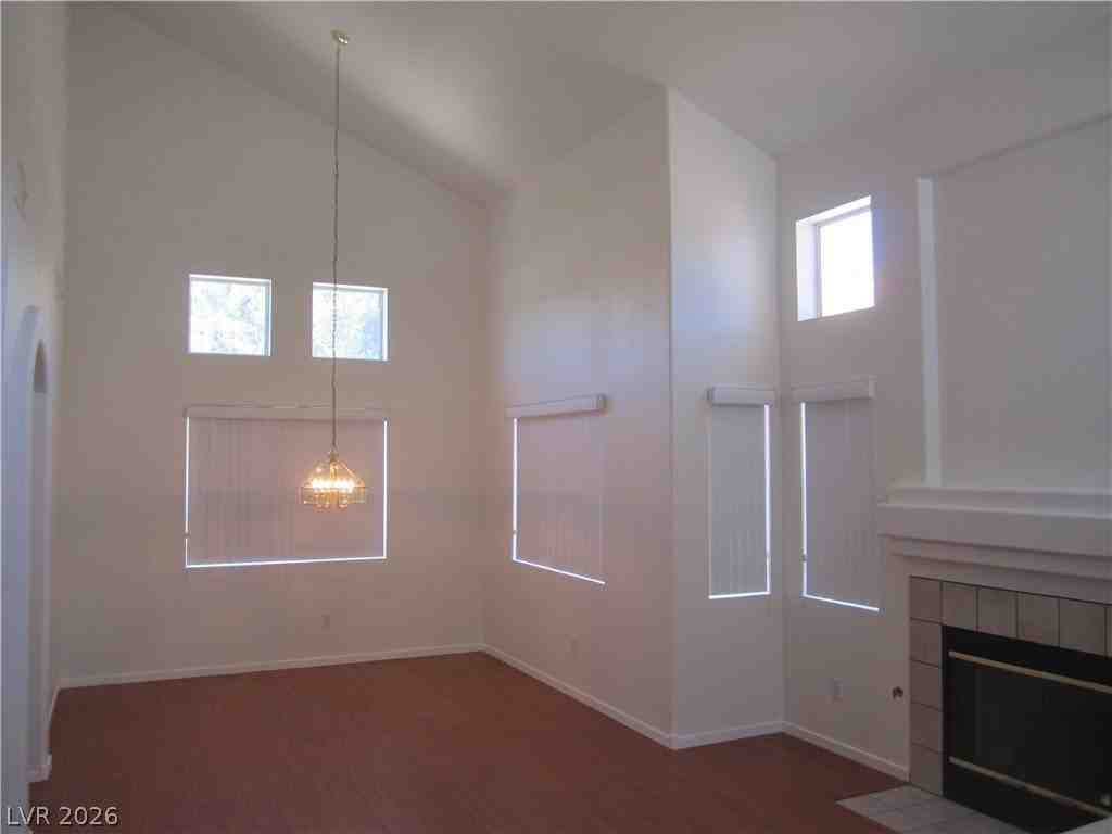 1928 Patagonia St - Photo 4 of 19