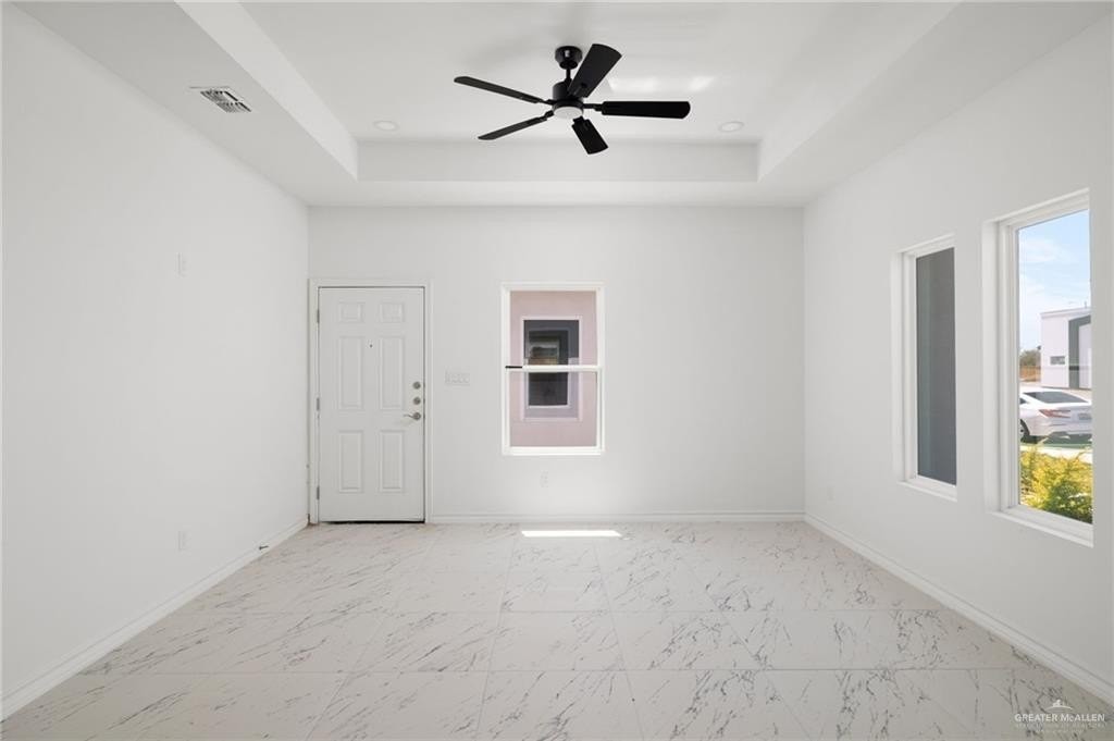 11308 N 25th St #3 - Photo 3 of 19