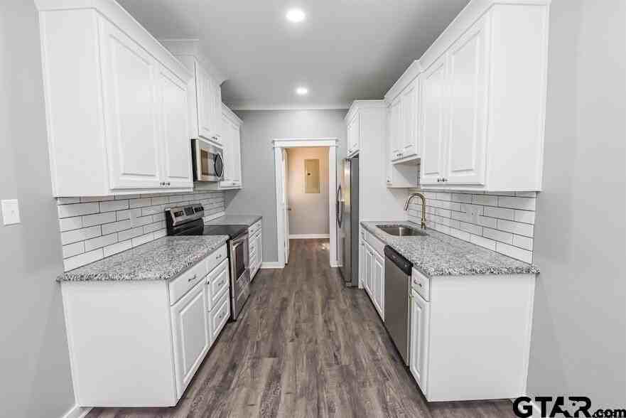 11373 County Road 152 W - Photo 4 of 10