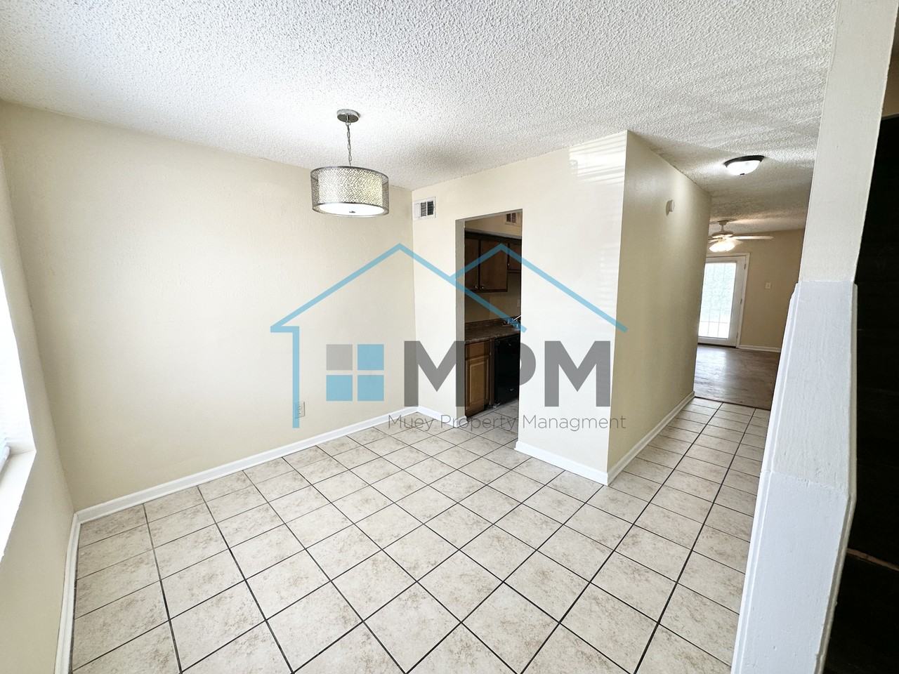 107 Jennifer Ln #C - Photo 2 of 12