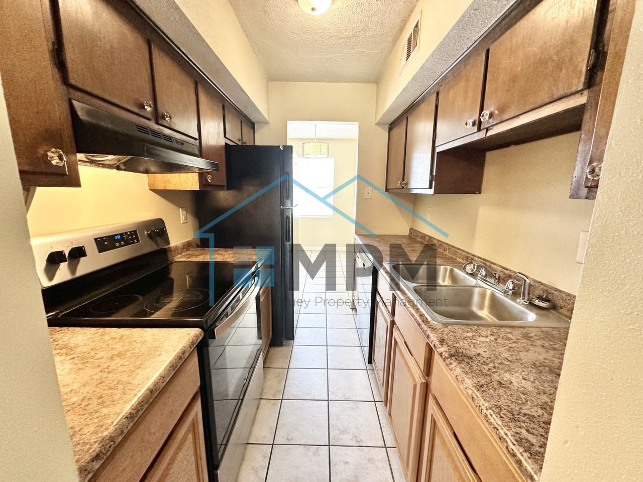 107 Jennifer Ln #C - Photo 3 of 12