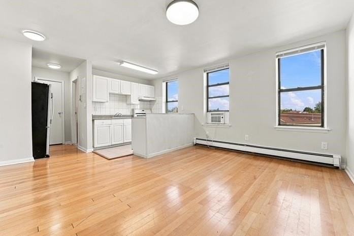1677 Kennedy Blvd #13 - Photo 3 of 10