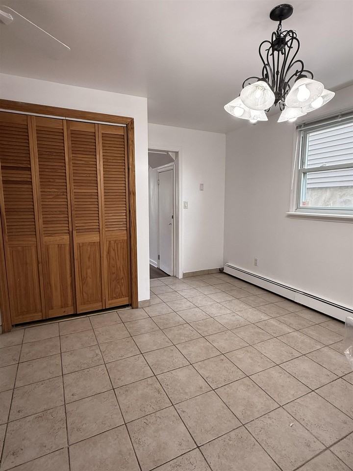 133 Centre Ave - Photo 5 of 16