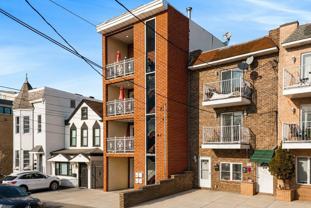 416 2nd St #3 - Photo 1 of 1