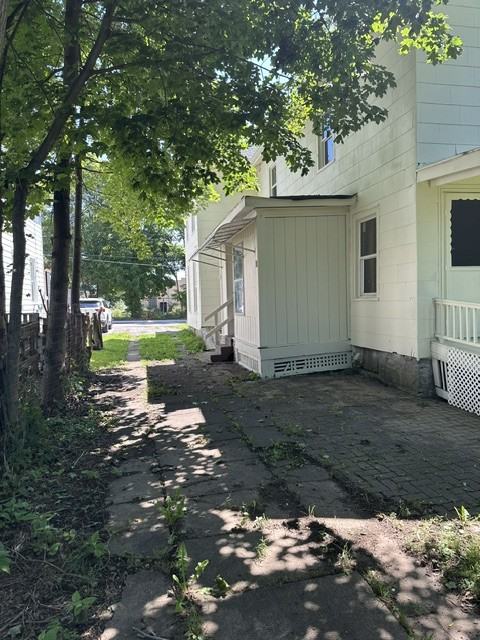 121 Fayette St #1 - Photo 3 of 26