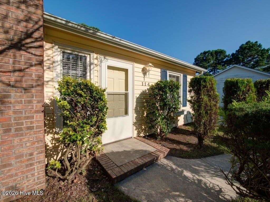 114 Pine Crest Dr