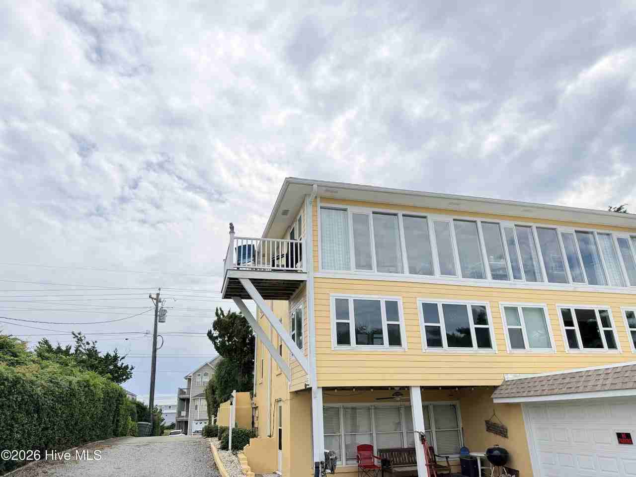 2006 Emerald Dr #B - Photo 3 of 17
