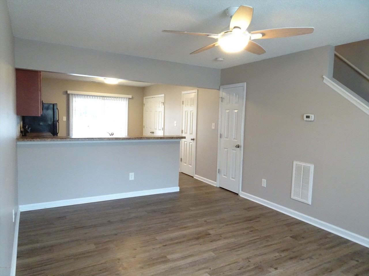 4001 Grandeur Ave - Photo 4 of 14