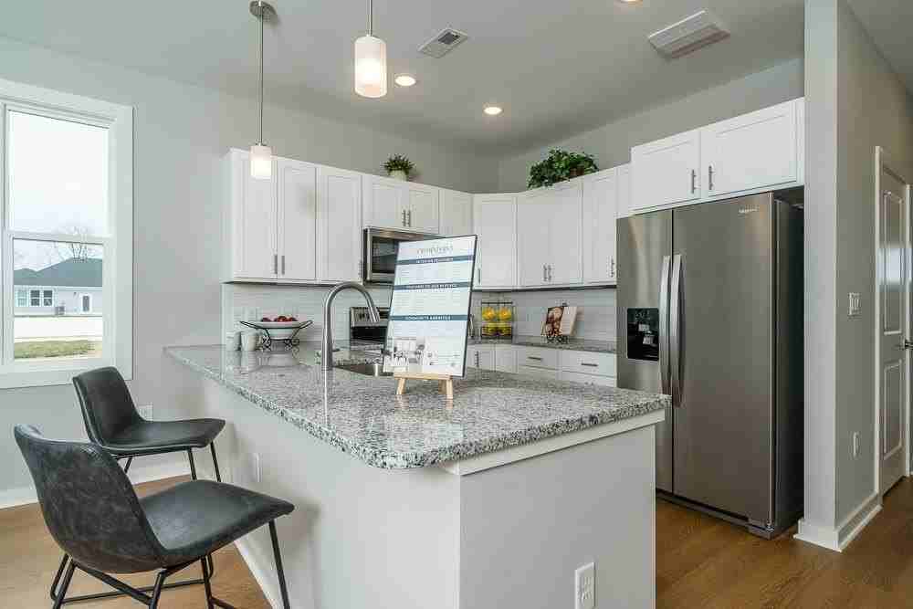 1524 Crownpoint Dr - Photo 4 of 50