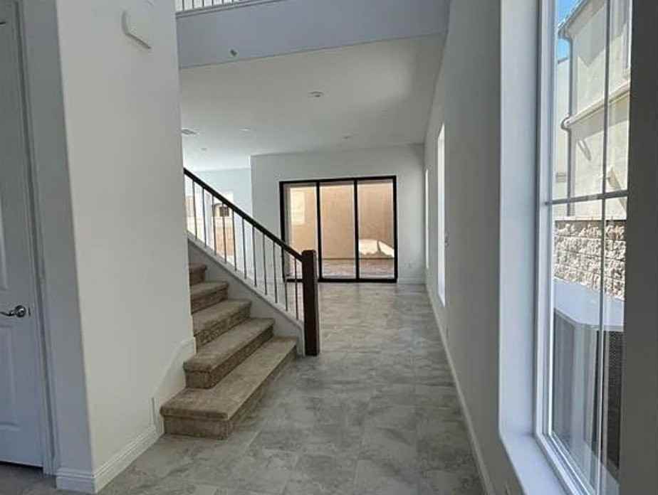 20814 W Bur Oak Cir - Photo 5 of 8