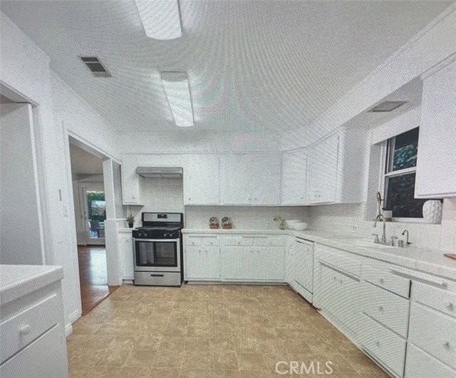 1385 Belhaven Rd - Photo 4 of 8
