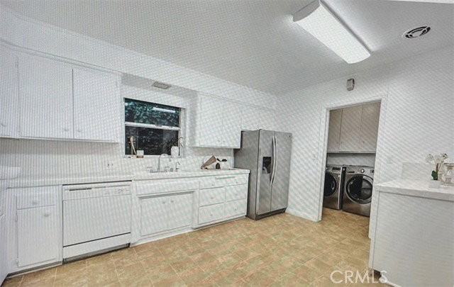 1385 Belhaven Rd - Photo 5 of 8