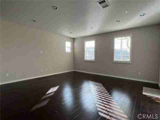 789 E Sierra Madre Ave - Photo 5 of 8