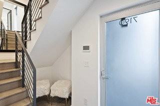 7190 Formosa Fusion Ct - Photo 3 of 8