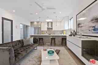 7190 Formosa Fusion Ct - Photo 7 of 8