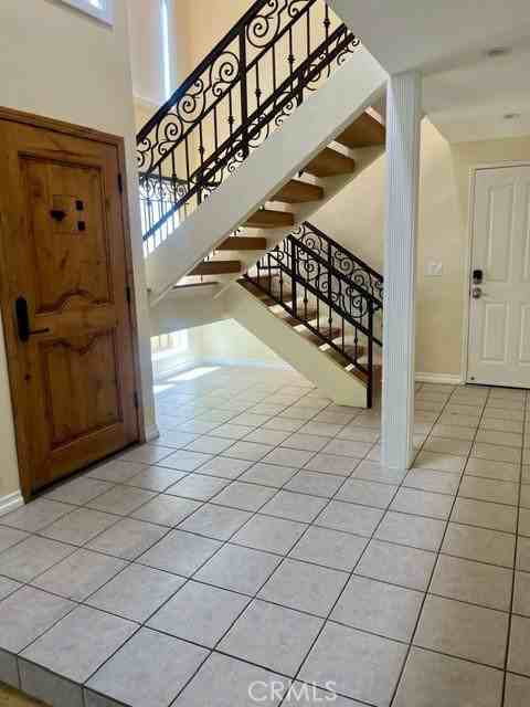 918 21st St - Photo 2 of 8