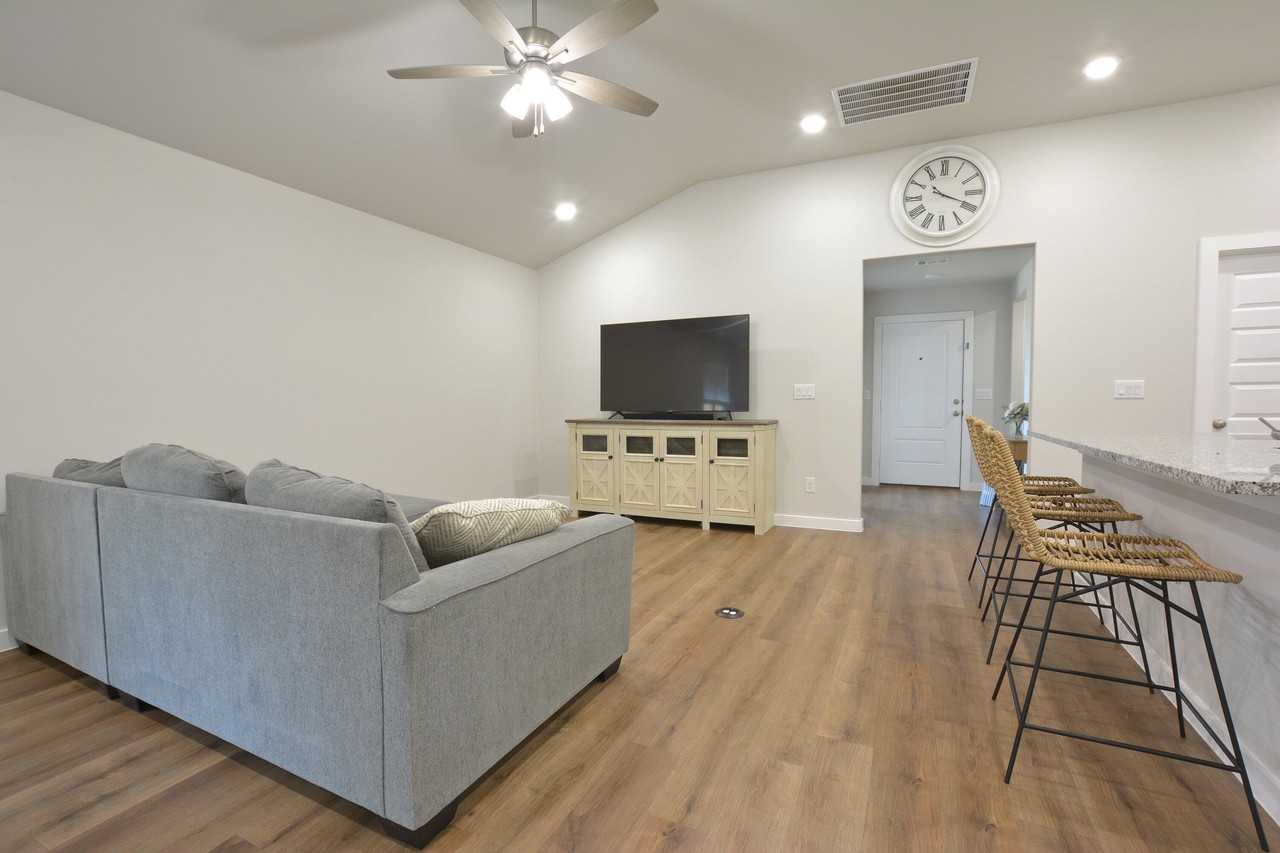 2901 Corpus Ave - Photo 4 of 23