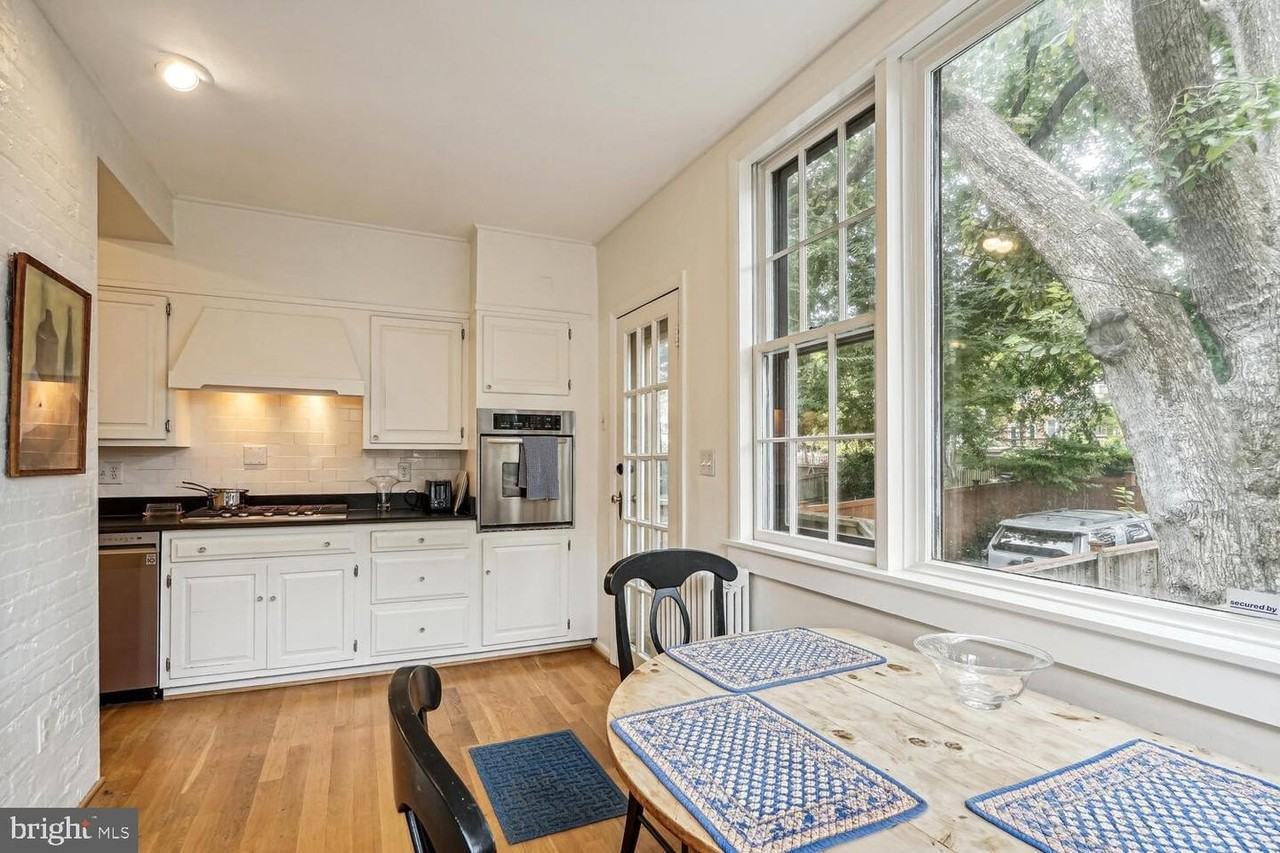 4409 Q St Nw - Photo 7 of 23