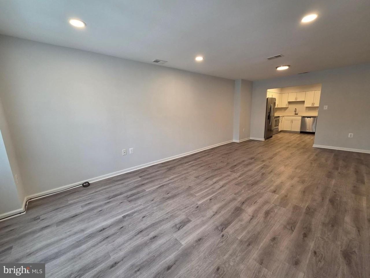 15040 Cherrywood Dr - Photo 2 of 18