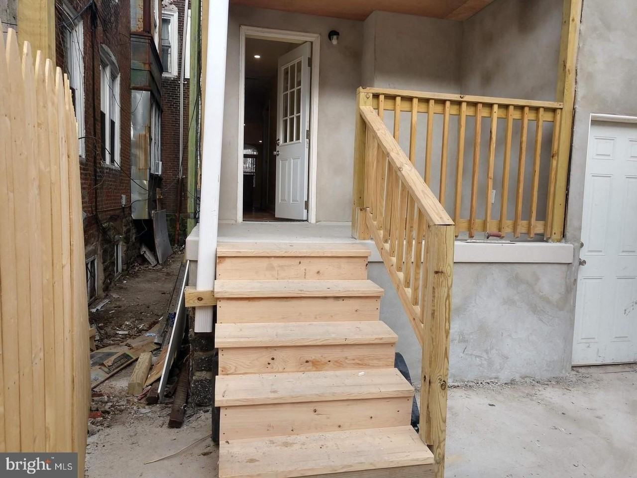 5224 W Columbia Ave - Photo 7 of 9