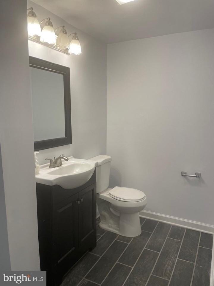 5405 New London Park Dr - Photo 7 of 17