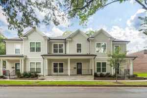 featured image of 649 Patterson St