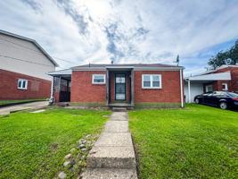 featured image of 125 Delrose Dr #1