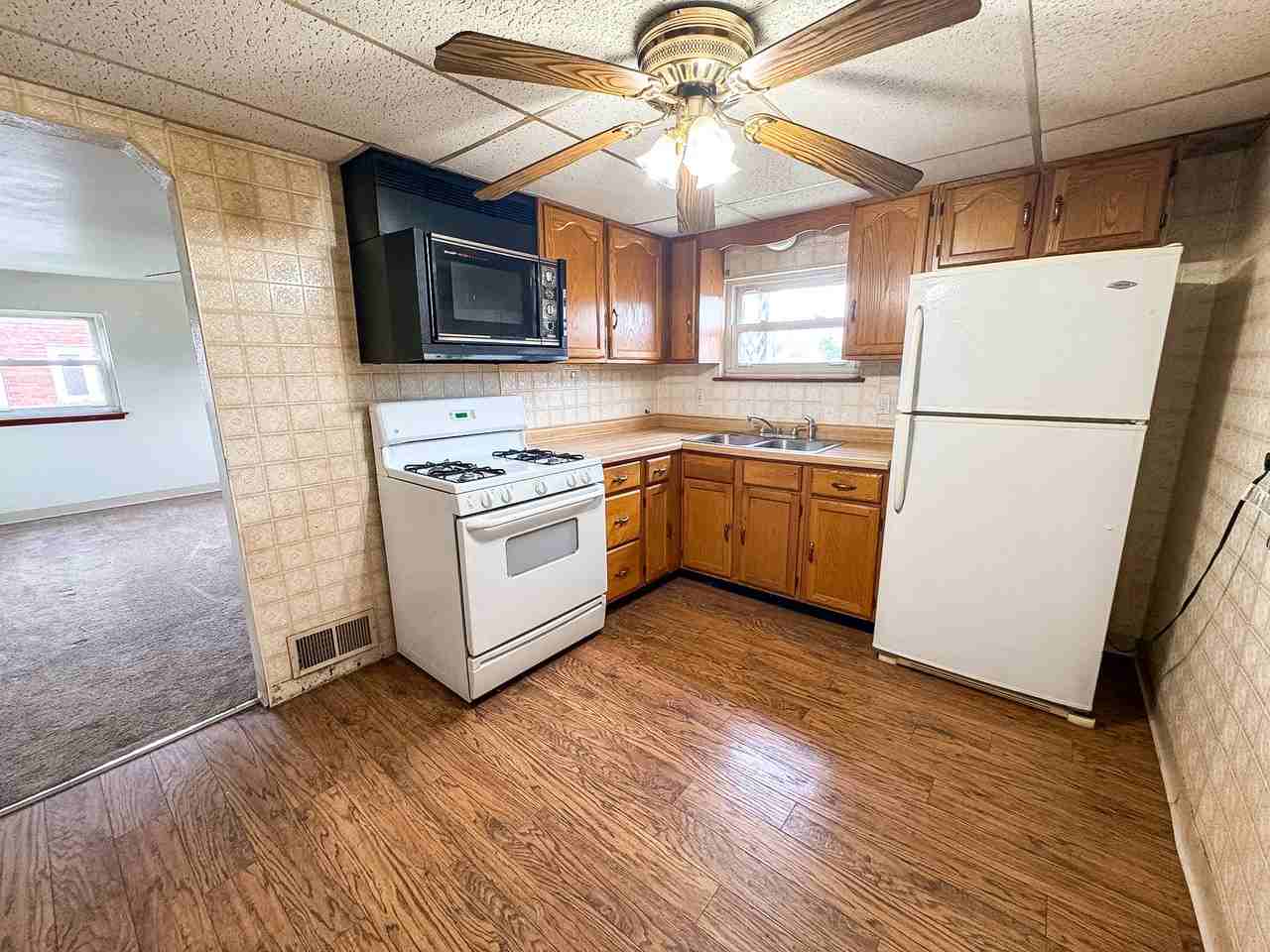 125 Delrose Dr #1 - Photo 6 of 11