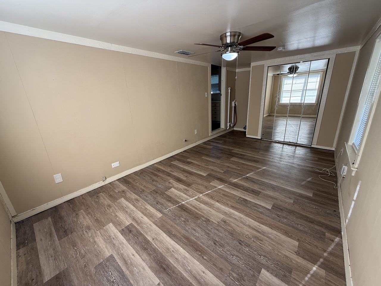 2425 Bolivar St #1 - Photo 7 of 20