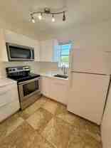 1020 Sw 7th St #9 - Photo 1 of 1