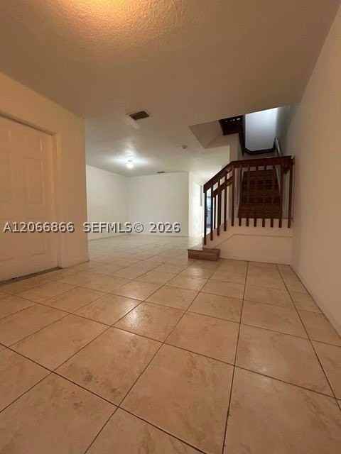 10230 Sw 173rd St - Photo 4 of 29