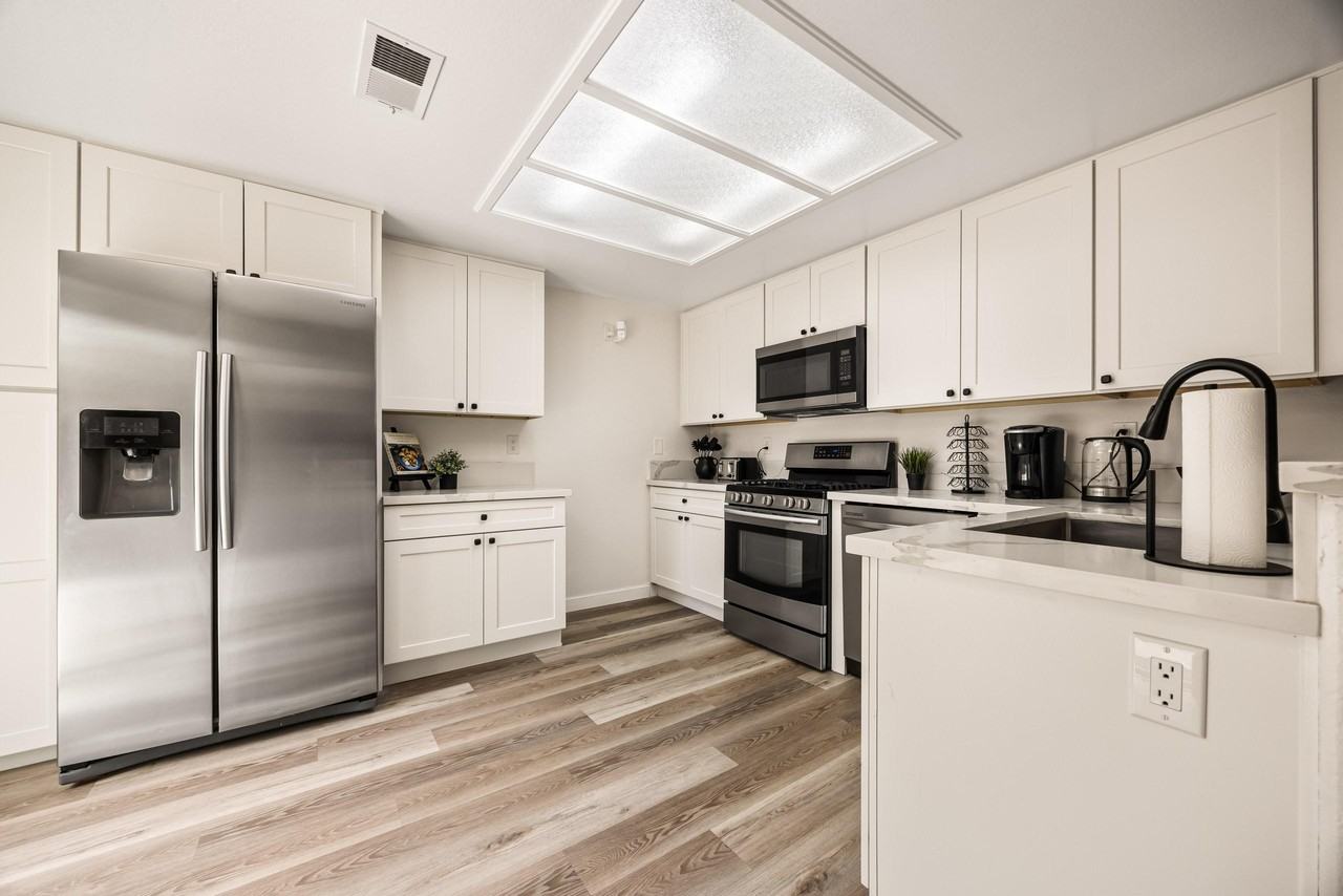 Willow Village Dr - Photo 3 of 30