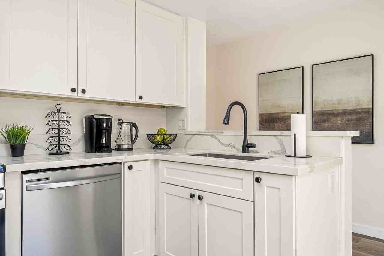 Willow Village Dr - Photo 6 of 30