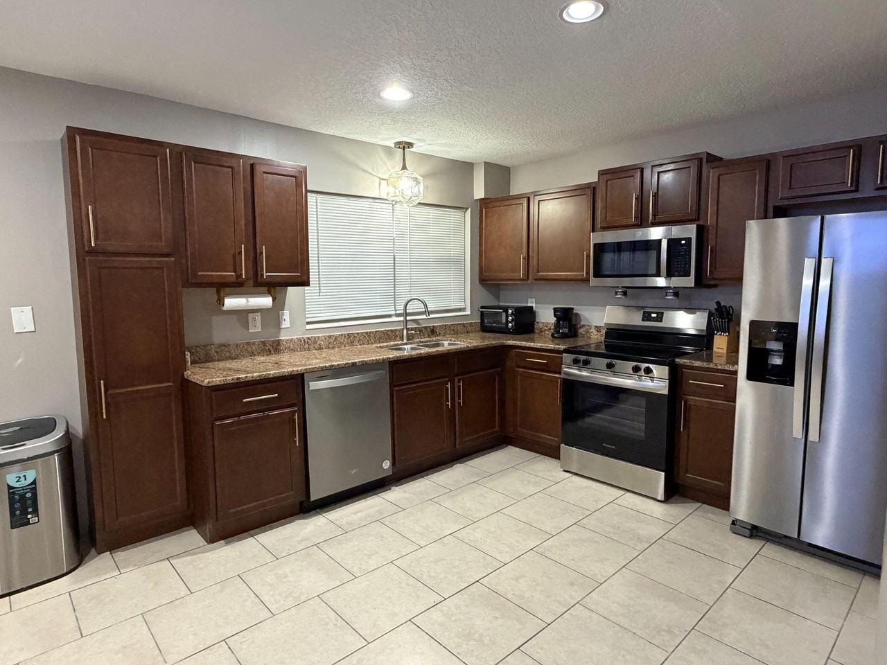 Searchwood Dr - Photo 2 of 19