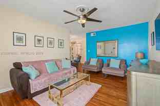 915 8th St #102 - Photo 1 of 1