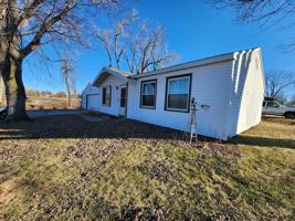 featured image of 795 S 6th St #1