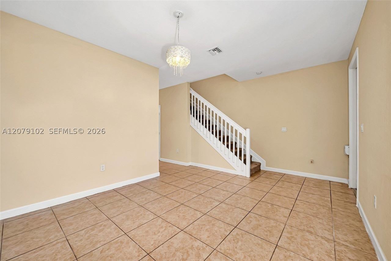 755 Se 32nd Ter #755 - Photo 6 of 32
