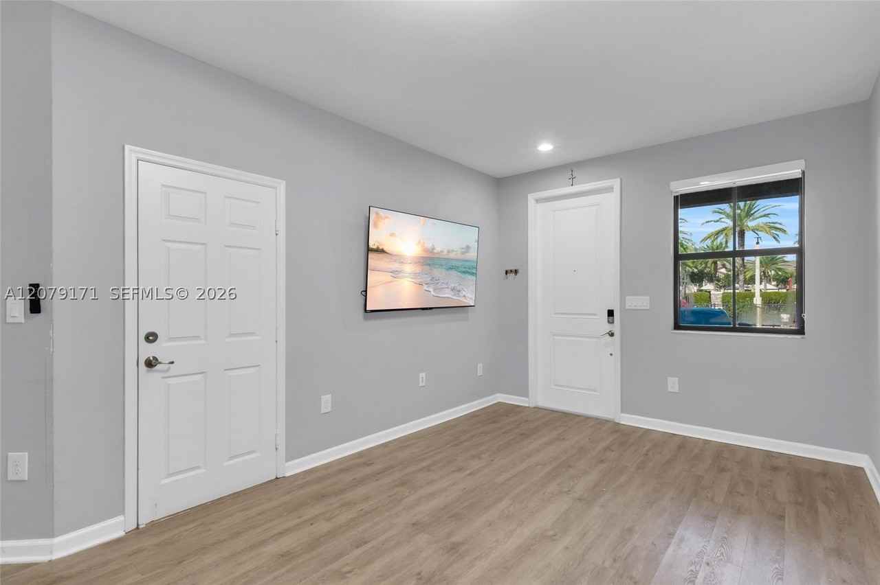 11671 Sw 150th Pl - Photo 3 of 31