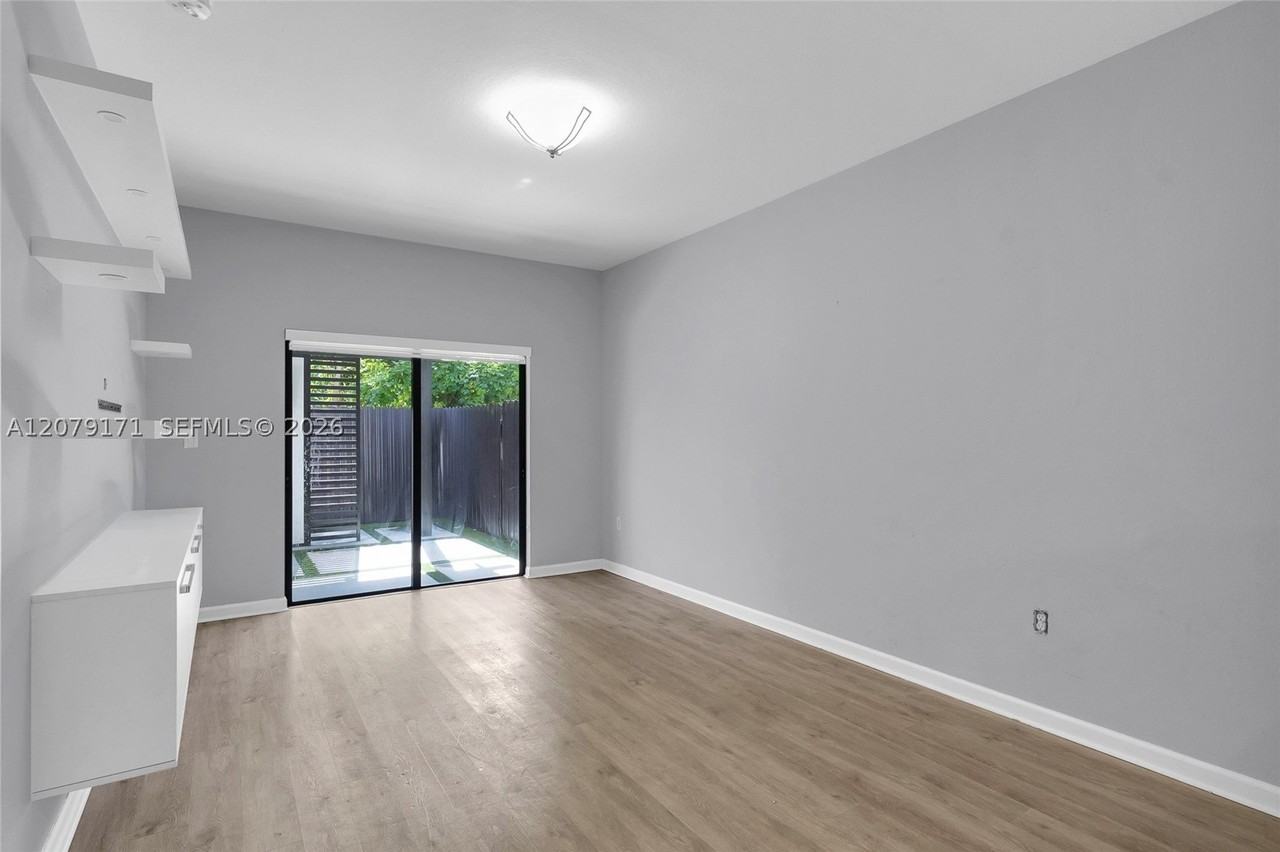 11671 Sw 150th Pl - Photo 5 of 31