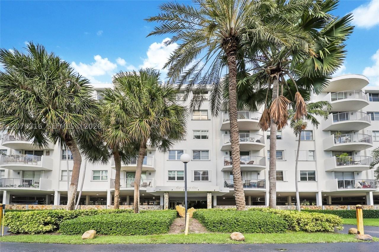 210 Sea View Dr #511