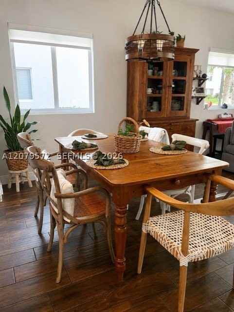 1194 Paisley Ct - Photo 4 of 31
