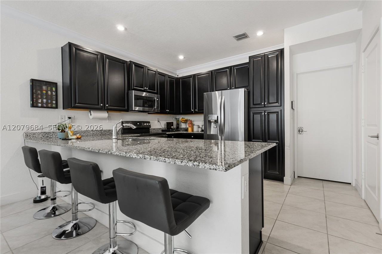 10972 Sw 235th Ln #10972 - Photo 6 of 24