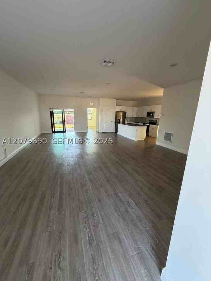 9026 W Mac Ct #08 - Photo 3 of 29