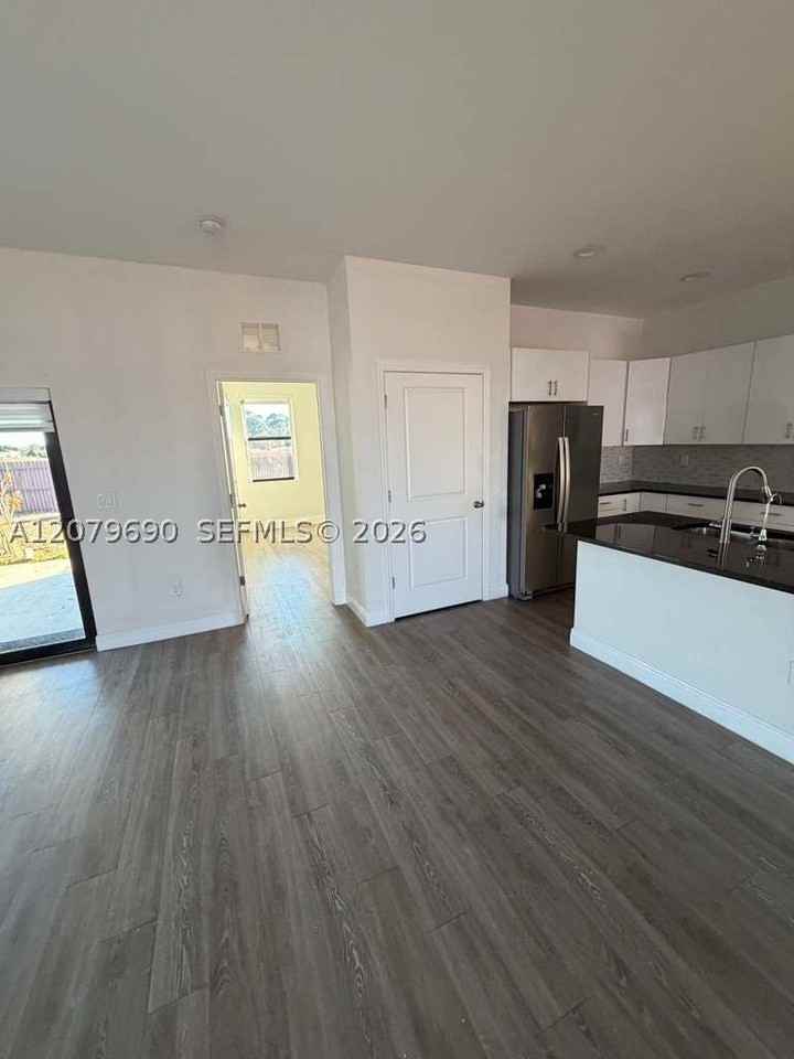 9026 W Mac Ct #08 - Photo 4 of 29